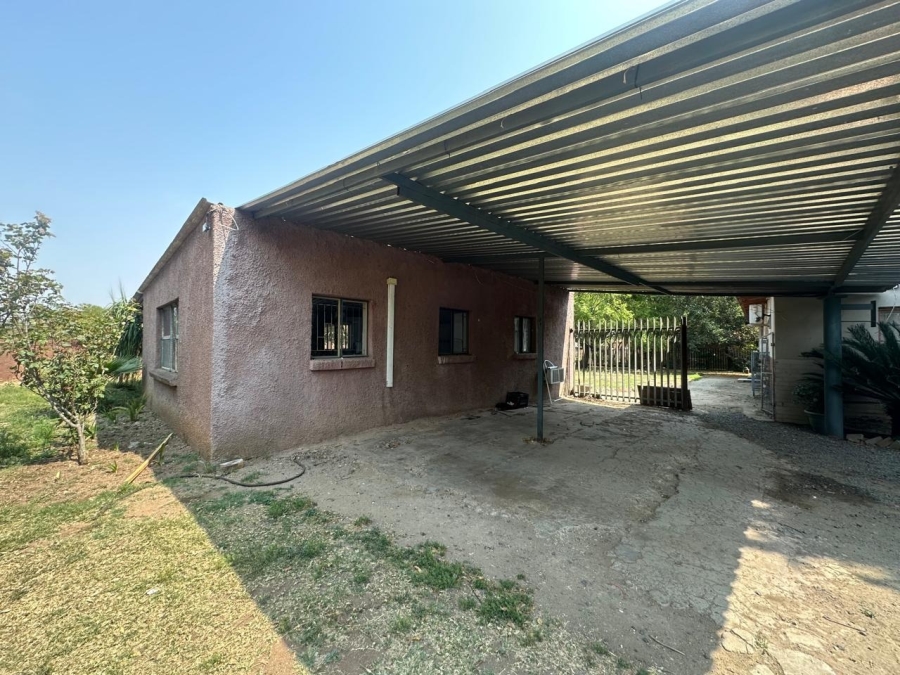 3 Bedroom Property for Sale in De Kroon A H North West